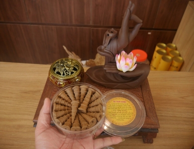 Nụ Trầm Xông Nhà – Thanh Lọc Không Gian, Mang Lại May Mắn