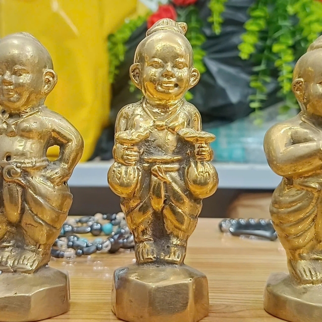 Tượng Phật Đản Sanh