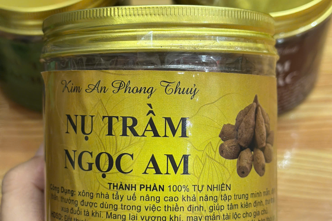 Nụ Trầm Ngọc Am